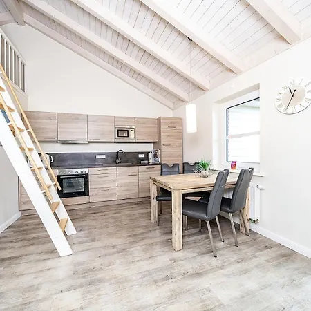 Moderne Doppelhaushaelfte - Perfekt Zu Zweit Casa vacanze
