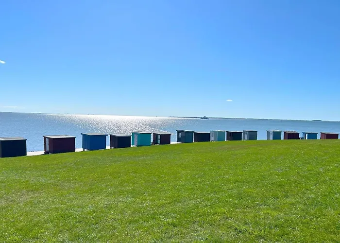 Moderne Doppelhaushaelfte - Perfekt Zu Zweit Vakantiehuis