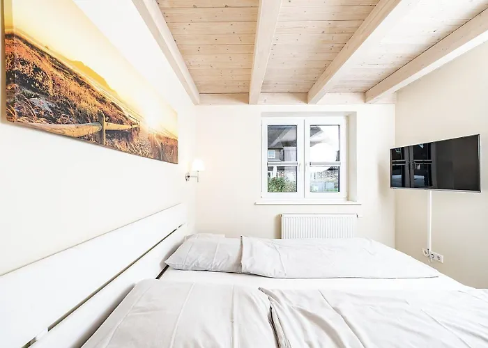 Moderne Doppelhaushaelfte - Perfekt Zu Zweit Dagebüll